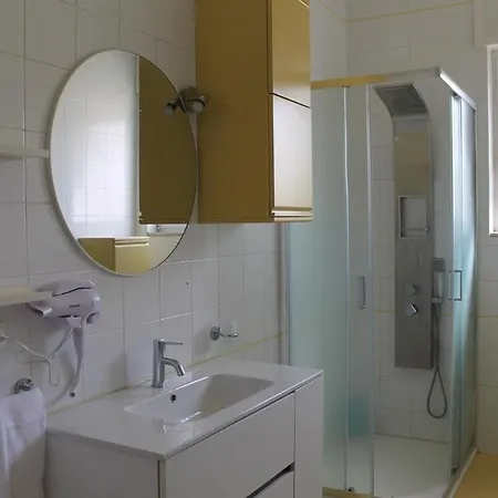 Cohouse - Travel Solving Villa *